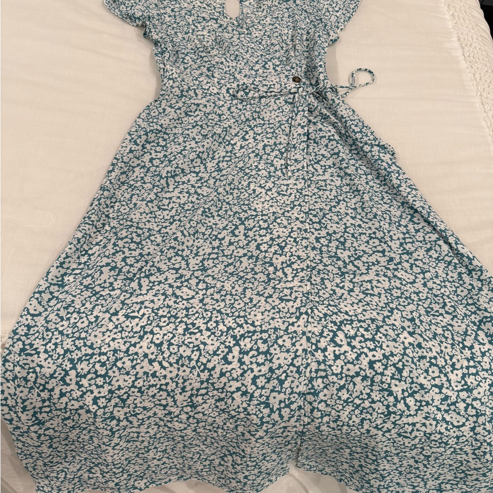 Sienna Sky Teal and White Floral Top